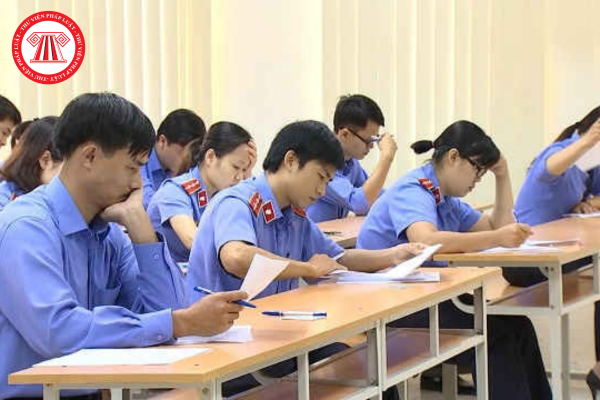 Hội đồng thi tuyển Kiểm sát viên