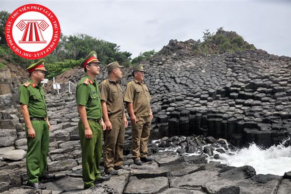 Kinh phí trang bị cơ sở vật chất cho lực lượng tham gia bảo vệ an ninh, trật tự ở cơ sở được lấy từ nguồn nào?