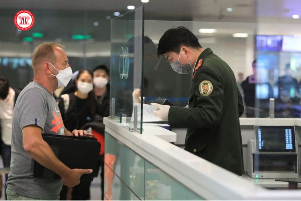 Người nước ngoài nhập cảnh vào Việt Nam để làm việc với cơ quan đại diện ngoại giao được cấp thị thực mang ký hiệu gì?