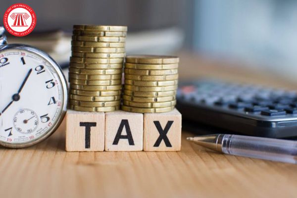 Mẫu Quyết định về việc miễn tiền chậm nộp thuế đối với đối tượng được miễn tiền chậm nộp là mẫu nào?