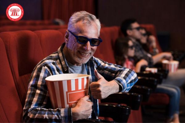 Cơ sở điện ảnh phổ biến phim không miễn giảm giá vé cho người cao tuổi theo quy định thì bị phạt bao nhiêu tiền?