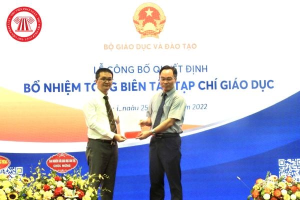 Tạp chí Giáo dục thuộc Bộ Giáo dục và Đào tạo có nhiệm vụ tổ chức các diễn đàn để trao đổi thông tin trong những lĩnh vực nào?