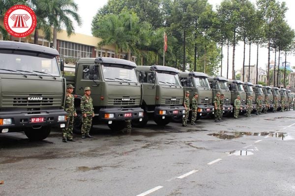 Cơ quan nào có trách nhiệm kiểm tra công tác đào tạo lái xe của các cơ sở đào tạo lái xe quân sự?