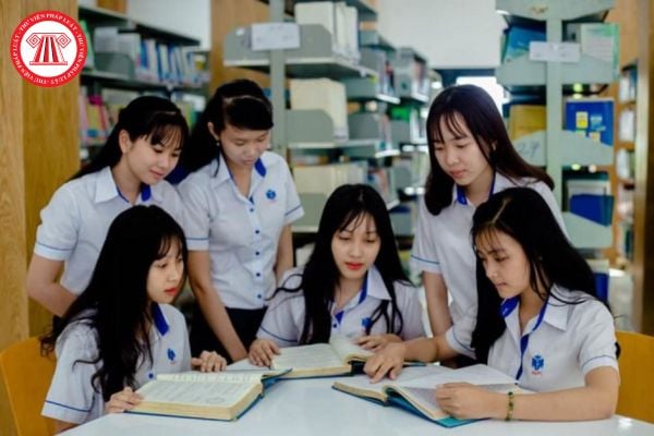 Sinh viên y khoa chuyên ngành Giám định pháp Y sẽ được miễn học phí đúng không? Xác định giá dịch vụ trong lĩnh vực giáo dục, đào tạo theo nguyên tắc như thế nào?