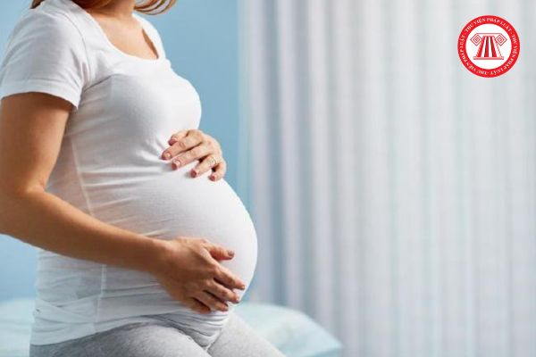 Hồ sơ hưởng chế độ thai sản đối với người mẹ mang thai hộ gồm những giấy tờ gì?