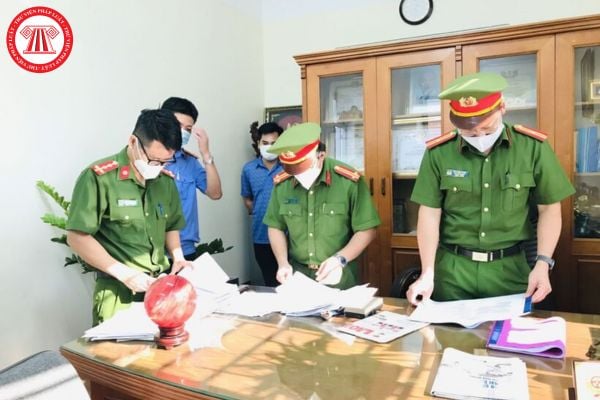 Pháp luật