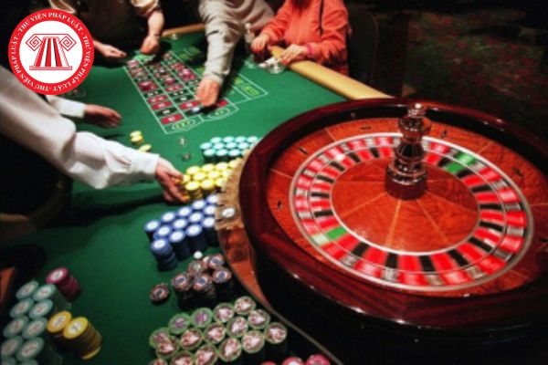 Doanh nghiệp kinh doanh casino phải gửi báo cáo tài chính năm cho Bộ Tài chính trong vòng bao lâu kể từ ngày kết thúc năm tài chính?