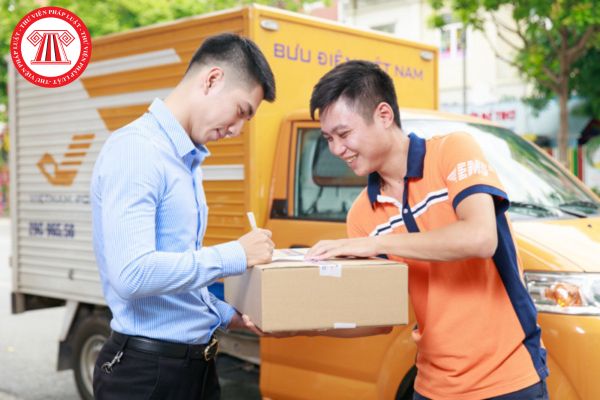 Người sử dụng dịch vụ bưu chính phải bồi thường thiệt hại cho doanh nghiệp cung ứng dịch vụ bưu chính trong trường hợp nào?
