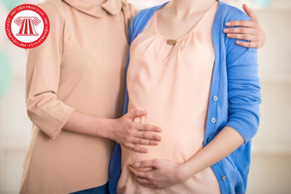 Thời điểm được hưởng chế độ thai sản đối với người mẹ nhờ mang thai hộ theo quy định là khi nào?