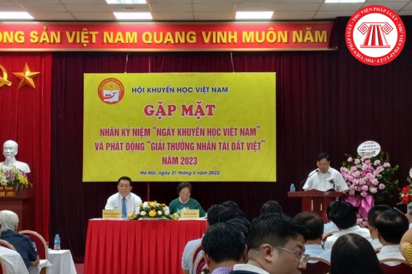Hội Khuyến học Việt Nam được quyền tổ chức các hình thức giáo dục cho mọi người thông qua hệ thống giáo dục nào?