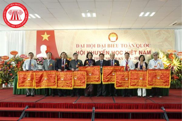 Ban Chấp hành Hội Khuyến học Việt Nam do ai bầu? Các cuộc họp của Ban Chấp hành được xem là hợp lệ khi nào?