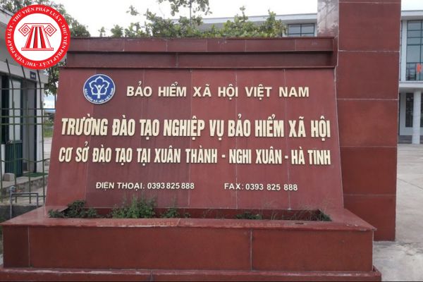 Trường Đào tạo nghiệp vụ bảo hiểm xã hội trực thuộc Bảo hiểm xã hội Việt Nam có những chức năng gì?