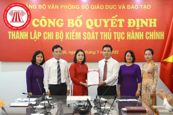 Phòng Kiểm soát thủ tục hành chính thuộc Vụ Pháp chế, Bộ Giáo dục và Đào tạo có chức năng gì theo quy định?