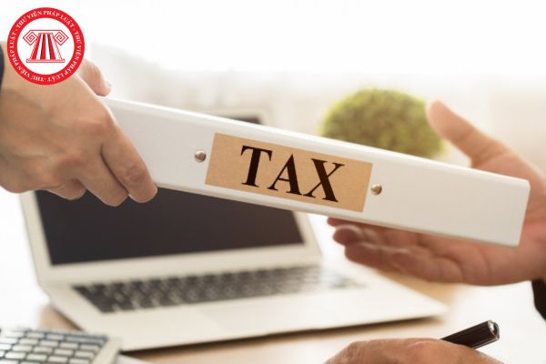 Những đối tượng nào được nhận ủy quyền nộp thuế nhập khẩu, thuế xuất khẩu thay cho người nộp thuế?