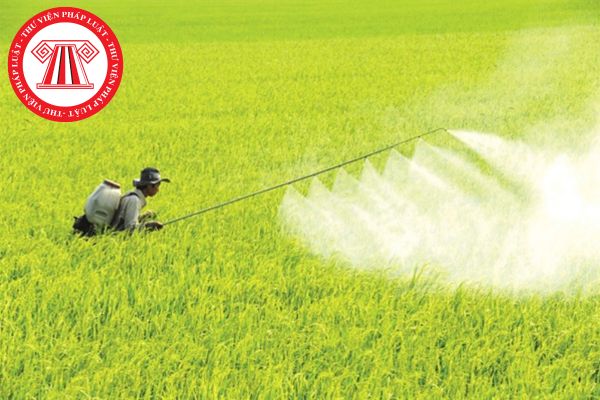 Hành vi sử dụng thuốc trừ cỏ không có tên trong Danh Mục thuốc bảo vệ thực vật được phép sử dụng tại Việt Nam có thể bị xử phạt vi phạm hành chính như thế nào?