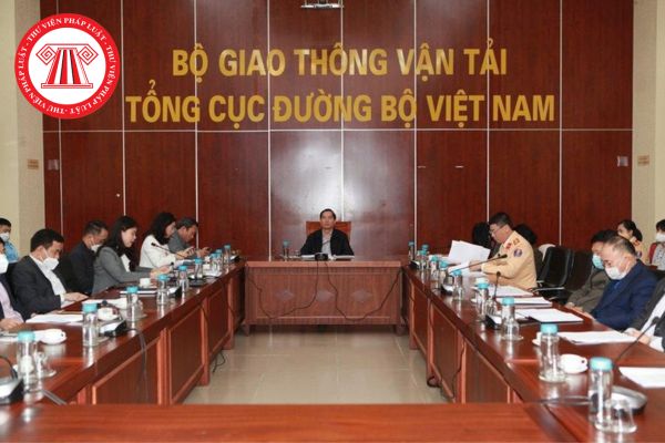 Tổng cục Đường bộ Việt Nam trực thuộc Bộ Giao thông vận tải có nhiệm vụ và quyền hạn gì về an toàn giao thông đường bộ?