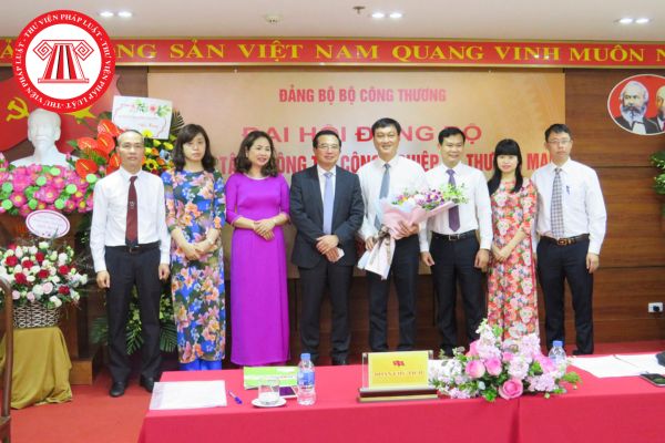 Trung tâm Thông tin công nghiệp và thương mại trực thuộc Bộ Công Thương có tư cách nháp nhân không?