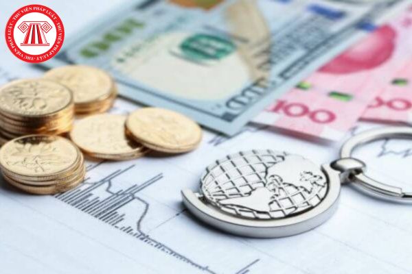 Doanh nghiệp kinh doanh bảo hiểm được phép tự doanh đầu tư gián tiếp ra nước ngoài từ nguồn vốn nào?