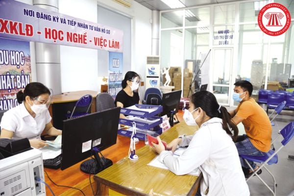 Mẫu văn bản đề nghị gia hạn giấy phép hoạt động dịch vụ việc làm của doanh nghiệp hoạt động dịch vụ việc làm mới nhất?