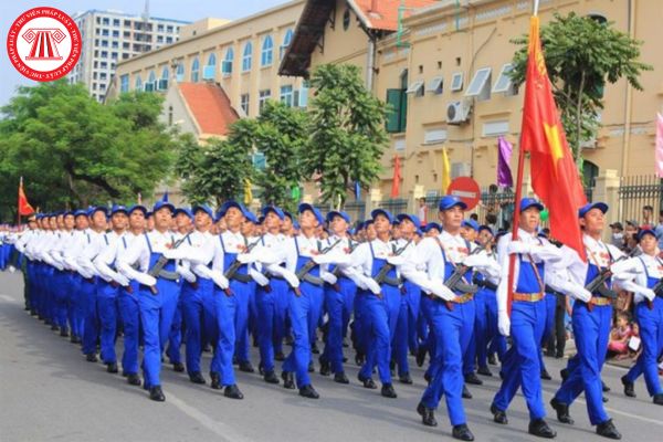 Giai cấp công nhân là gì? Đội tiên phong, đại biểu trung thành lợi ích của giai cấp công nhân? 