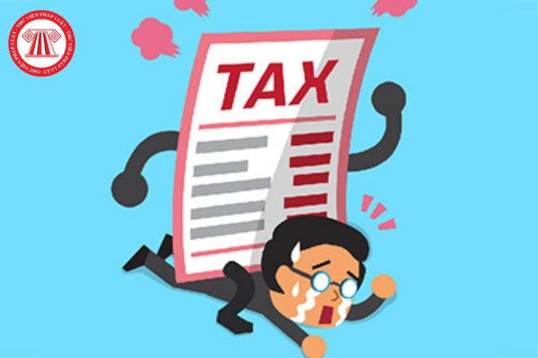 Việc cưỡng chế tiền thuế nợ bằng biện pháp khấu trừ một phần tiền lương hoặc thu nhập chỉ được áp dụng đối với những người nộp thuế nào?