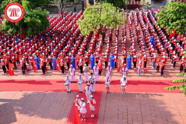 Lễ khai giảng năm học là gì? Tổ chức lễ khai giảng năm học mới vào ngày nào? Thời gian báo cáo tình hình tổ chức lễ khai giảng?