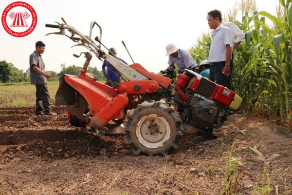 Việc trang bị cơ cấu khởi động đối với máy phay đất do người đi bộ điều khiển phải đáp ứng những yêu cầu gì?