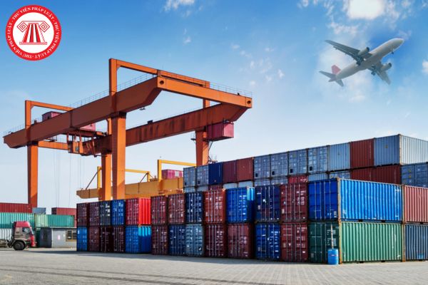 Quyền nhập khẩu là gì? Tổ chức kinh tế có vốn đầu tư nước ngoài đã có quyền nhập khẩu được nhập khẩu hàng hóa theo các điều kiện nào?