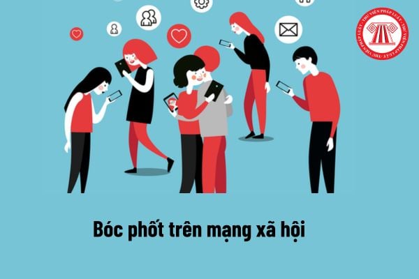 Hành vi bóc phốt trên mạng xã hội