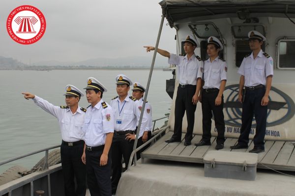 Thuyền viên Cảng vụ hàng hải