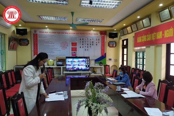 Ban tổ chức hội thi giáo viên làm tổng phụ trách Đội thiếu niên tiền phong Hồ Chí Minh giỏi cấp huyện ở trường tiểu học do ai quyết định thành lập?