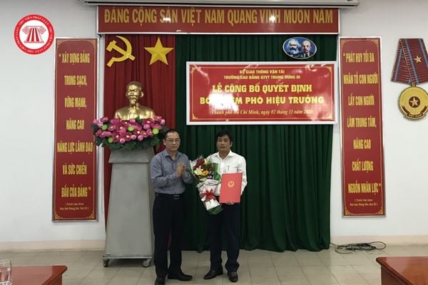 Phó hiệu trưởng trường trung cấp công lập 