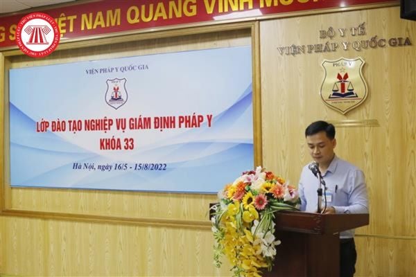 Cơ sở nào là cơ sở đào tạo nghiệp vụ giám định pháp y, pháp y tâm thần? Thời gian đào tạo nghiệp vụ là bao nhiêu tháng?