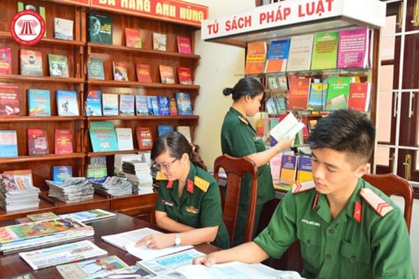 Định kỳ bao nhiêu tháng thì tủ sách pháp luật trong Bộ Quốc phòng được bổ sung văn bản quy phạm pháp luật mới ban hành?