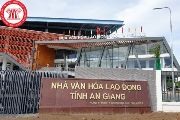 Nhà văn hóa lao động