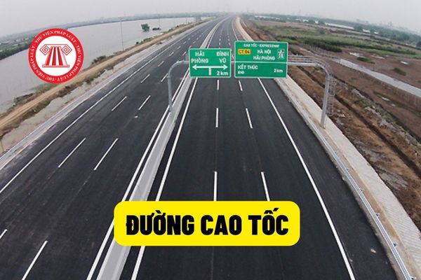 Trường hợp nào được phép dừng đỗ xe tải trên đường cao tốc?