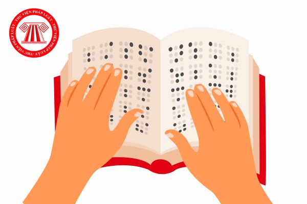 Cơ quan nào có trách nhiệm quy định chuẩn quốc gia về ngôn ngữ ký hiệu và chữ nổi Braille cho người khuyết tật?