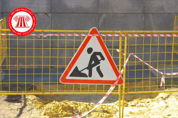 Trường hợp nào không cần lắp đặt biển báo công trình tại công trường xây dựng theo quy định của pháp luật?