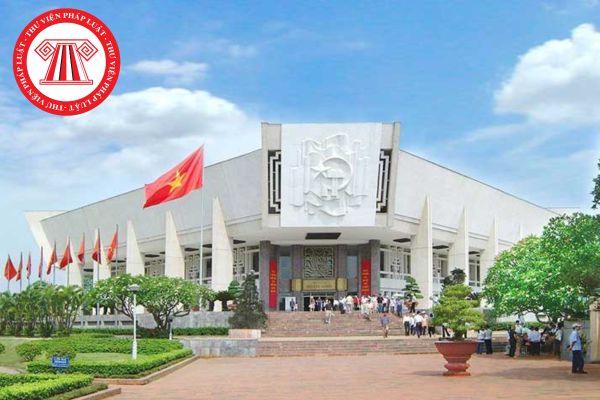Để thực hiện các biện pháp cảnh vệ tại Bảo tàng Hồ Chí Minh thì Tư lệnh Bộ Tư lệnh Cảnh vệ có quyền cấm đường xung quanh khu vực hay không?