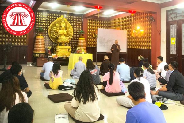 Cần nộp bao nhiêu bộ hồ sơ đề nghị cho người nước ngoài theo học tại cơ sở đào tạo tôn giáo ở Việt Nam đến Ban Tôn giáo Chính phủ?