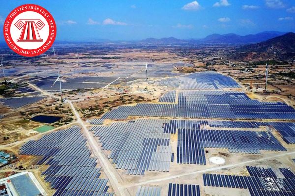 Để xây dựng khung giá phát điện của Nhà máy điện mặt trời chuẩn thì Tập đoàn Điện lực Việt Nam được quyền thuê tổ chức tư vấn thực hiện hay không?