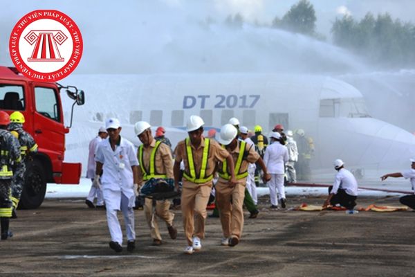 Để đảm nhận chức danh nhân viên cứu nạn, chữa cháy tại cảng hàng không thì phải có những chứng chỉ chuyên môn nào?