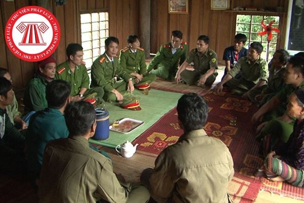 Vận động quần chúng bảo vệ an ninh trật tự