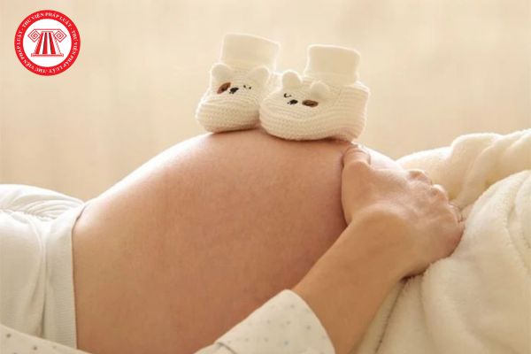 Lao động nữ sinh đôi mà phải phẫu thuật có được nghỉ hưởng chế độ thai sản nhiều hơn so với sinh thường không?