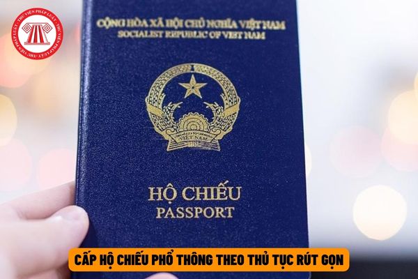 Công dân Việt Nam ra nước ngoài bị mất hộ chiếu phổ thông được quyền yêu cầu cấp hộ chiếu theo thủ tục rút gọn khi nào?