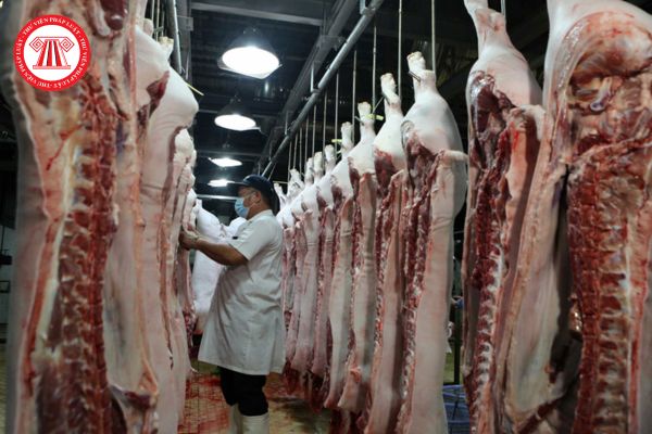 Cơ sở bán thịt heo chết do bị dịch bệnh với tổng giá trị thịt heo dưới 10 triệu đồng bị xử phạt hành chính bao nhiêu?
