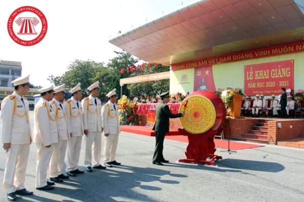 Thí sinh dự tuyển vào trường Cao đẳng Cảnh sát nhân dân 1 hệ cao đẳng chính quy cần có trình độ văn hóa thế nào?