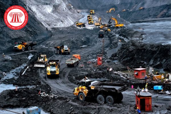 Khai thác khoáng sản không kim loại có phải đóng thuế tài nguyên hay không? Nếu có thì công thức tính thuế là gì?