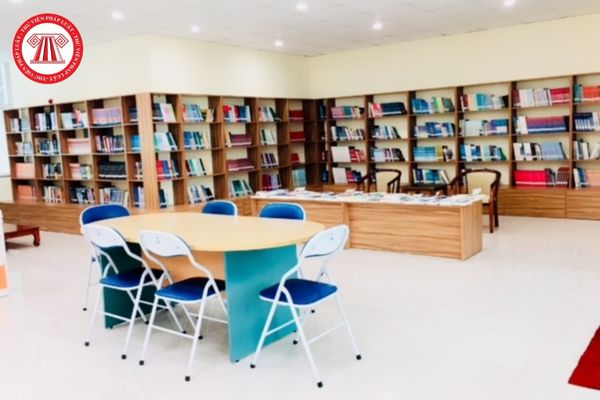 Thư viện trường phổ thông cần đáp ứng các tiêu chuẩn nào về cơ sở vật chất và hướng dẫn sử dụng thư viện?