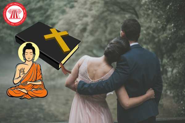 Khi kết hôn có cần theo tôn giáo của chồng không?